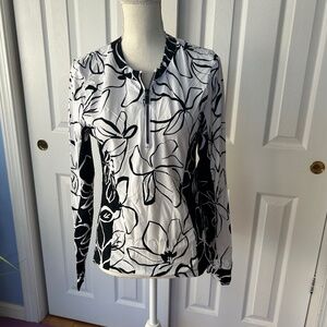 Sports long sleeve top 1/2 zipper black and white print